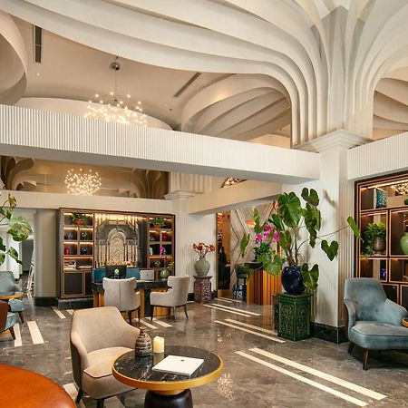 May De Ville Lakeside Hotel Hanoi Eksteriør billede The Library